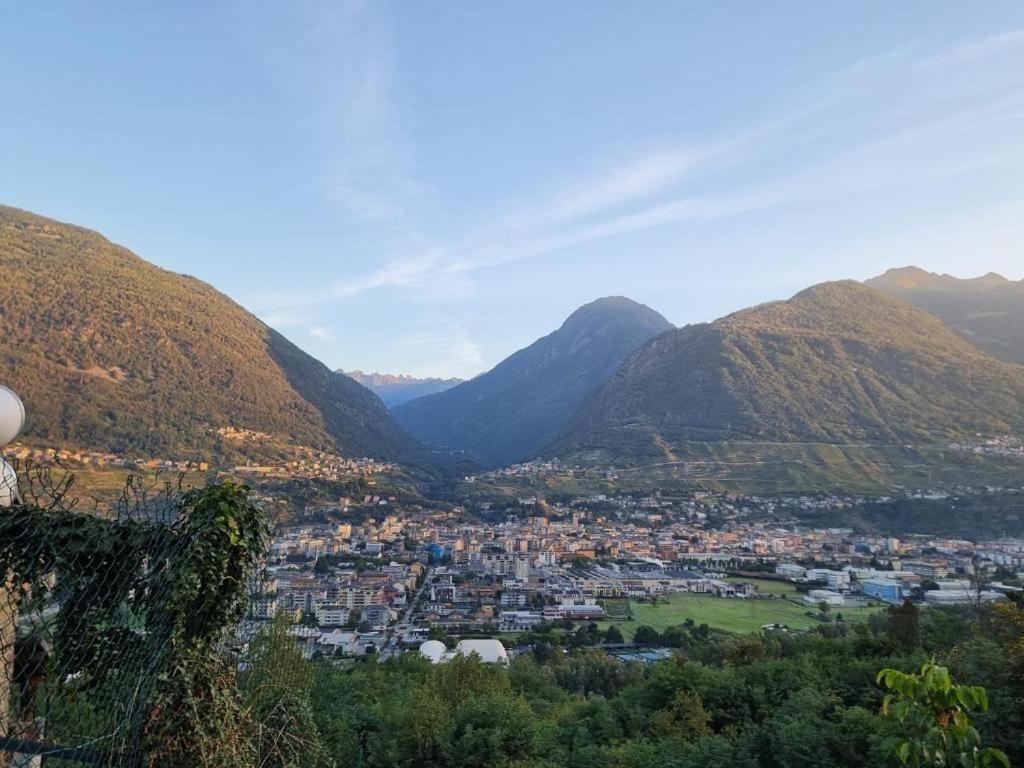 Mary House @ Lejlighed Sondrio Eksteriør billede